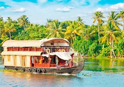 kerala houseboat